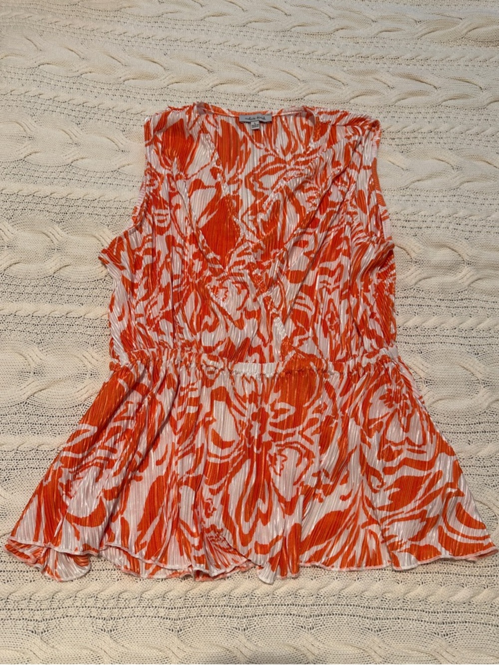 white birch Orange & White Sleeveless Pleated Peplum Blouse